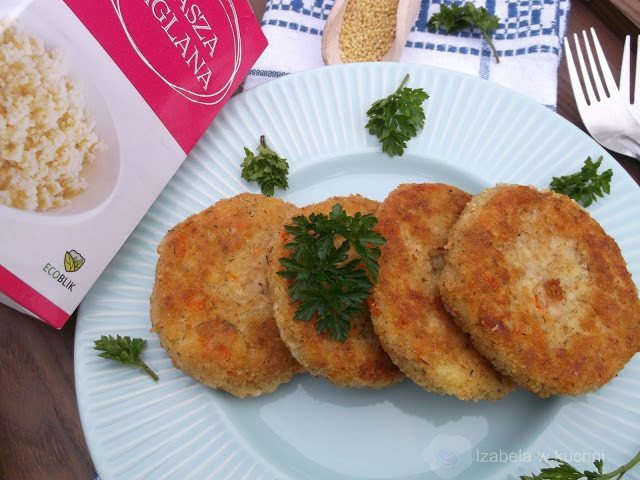 Kotleciki z kaszy jaglanej i warzyw