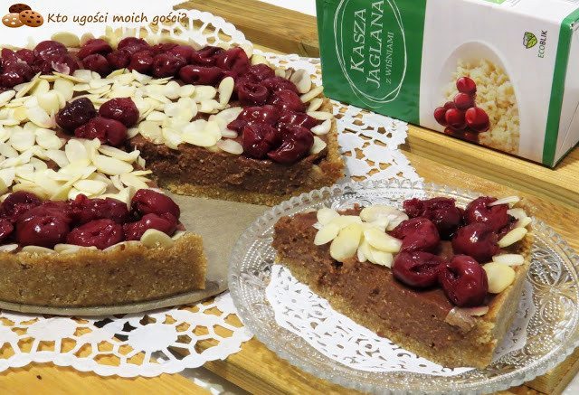 Tarta z kremem jaglanym kto ugości