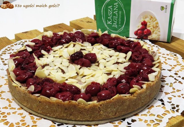 Tarta z kremem jaglanym kto ugości